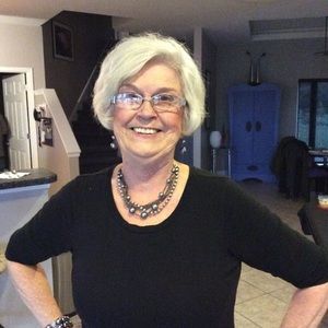 Meet your Posher, Linda